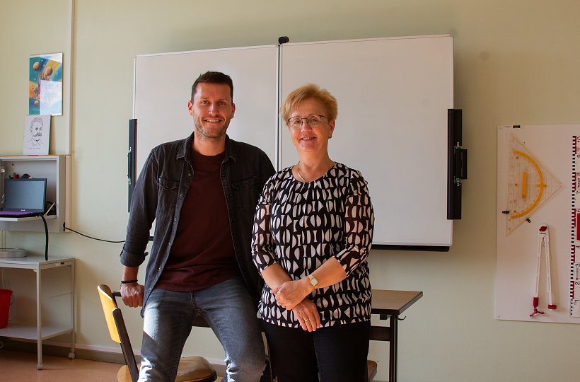 Schulleitung der Grund- und Oberschule Massen, Christian Rasemann (links) und Kerstin Krüger (rechts), Oktober 2023, ©Amt Kleine Elster
